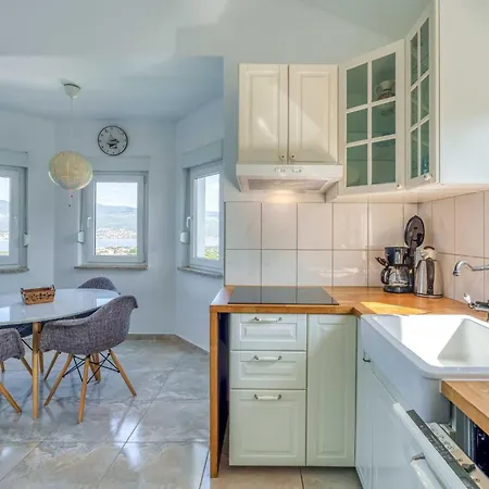 Feriehus Haus Anita By Interhome